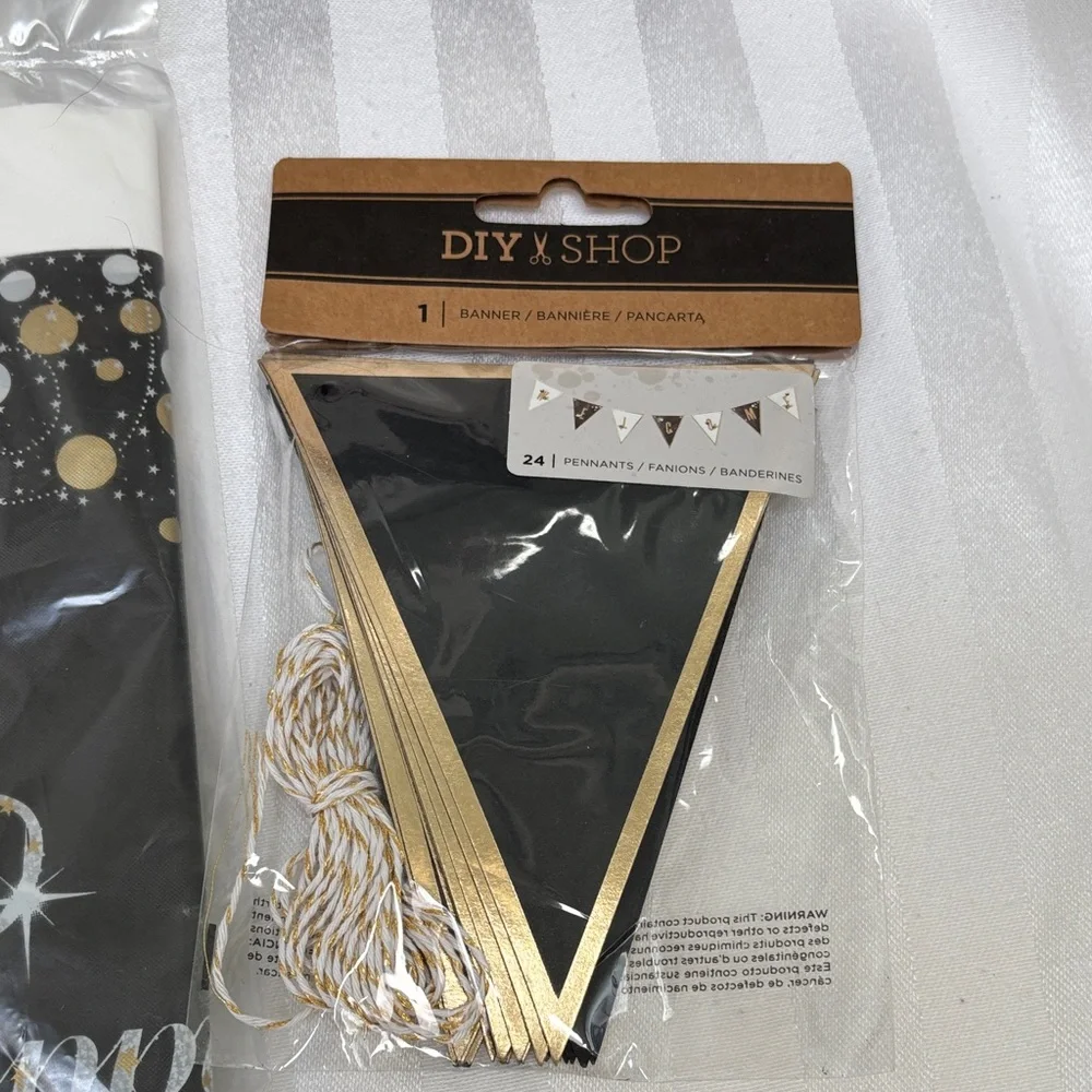 Amscan Black and Gold Happy Birthday Set - 2 Banners and 1 Tablecloth